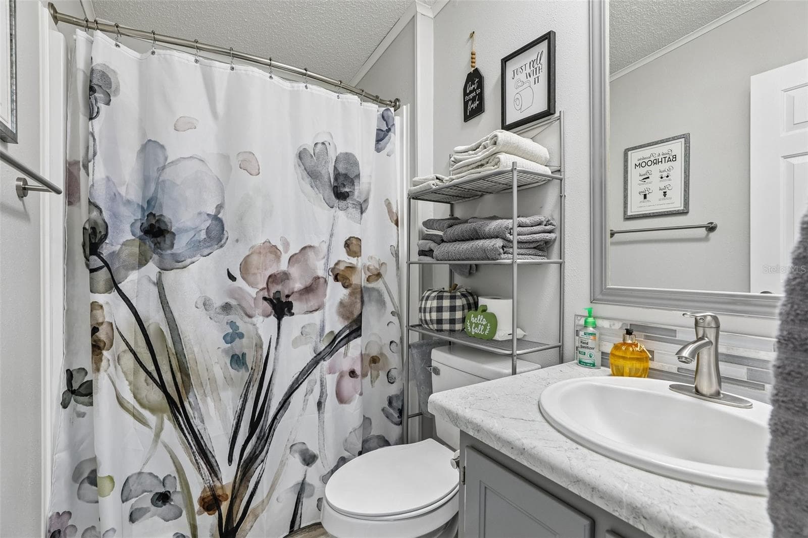 Manufactured Home at 12426 SE 55TH AVENUE RD, BELLEVIEW, photo 34 of 95