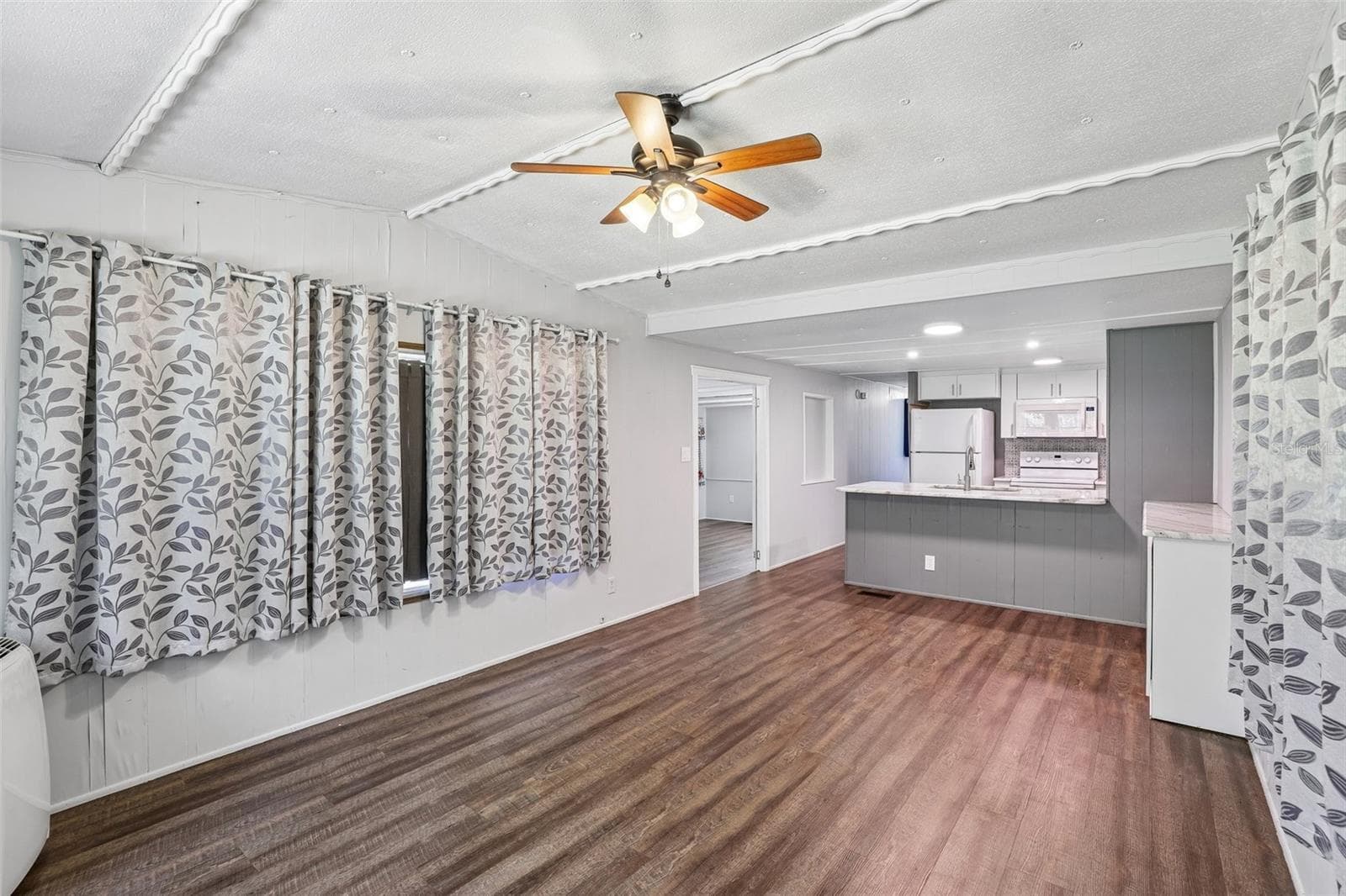 Manufactured Home at 12426 SE 55TH AVENUE RD, BELLEVIEW, photo 48 of 95
