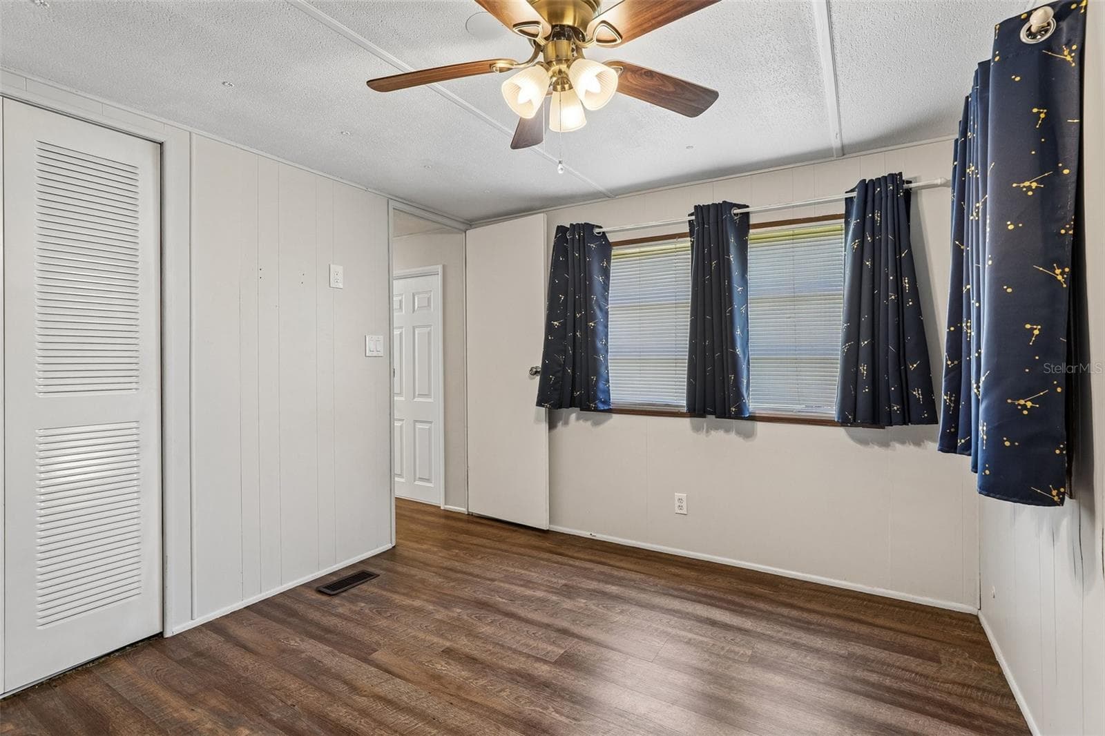 Manufactured Home at 12426 SE 55TH AVENUE RD, BELLEVIEW, photo 56 of 95