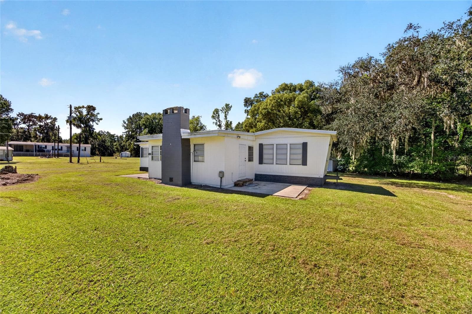 Manufactured Home at 12426 SE 55TH AVENUE RD, BELLEVIEW, photo 63 of 95