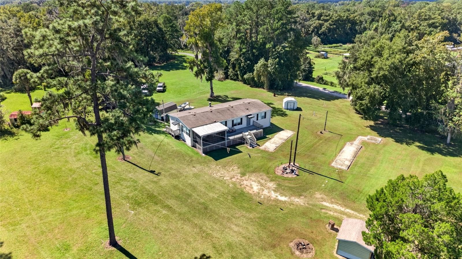 Manufactured Home at 12426 SE 55TH AVENUE RD, BELLEVIEW, photo 73 of 95
