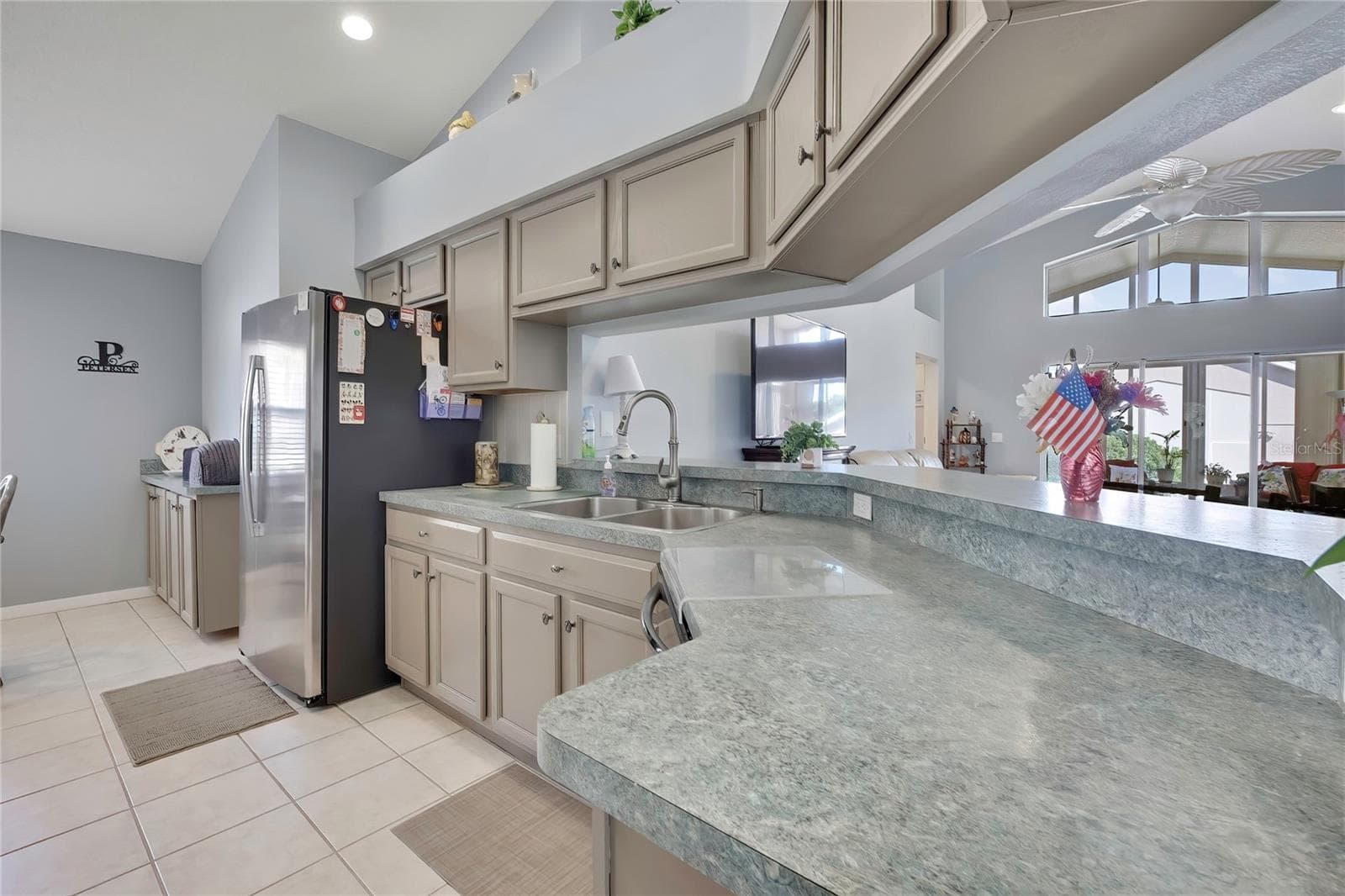 Single Family Residence at 284 QUANE AVE, SPRING HILL, photo 14 of 49