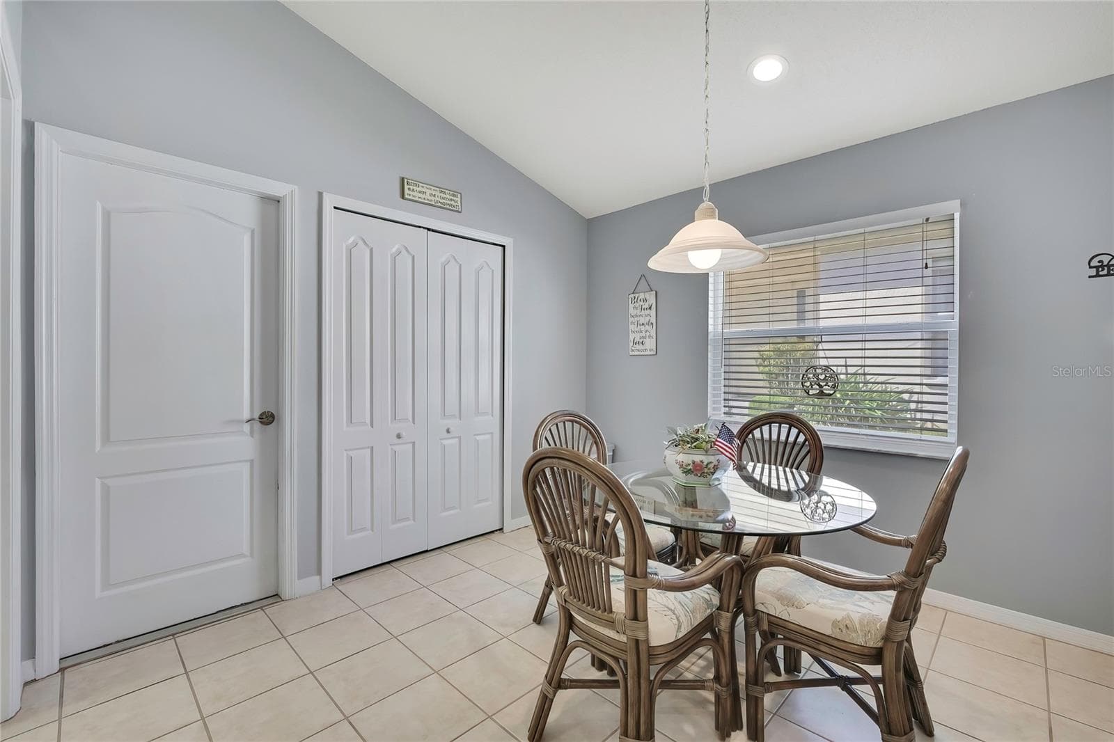 Single Family Residence at 284 QUANE AVE, SPRING HILL, photo 18 of 49