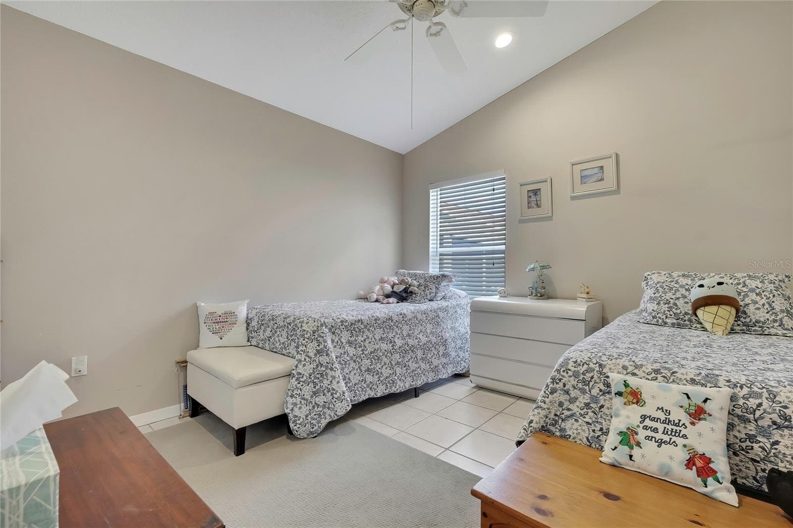 2nd bedroom - 284 QUANE AVE, SPRING HILL