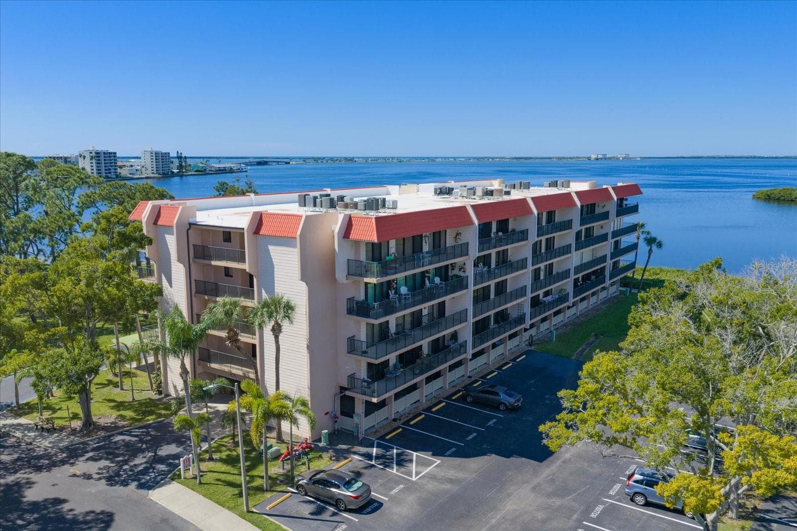 2700 BAYSHORE BLVD #11404