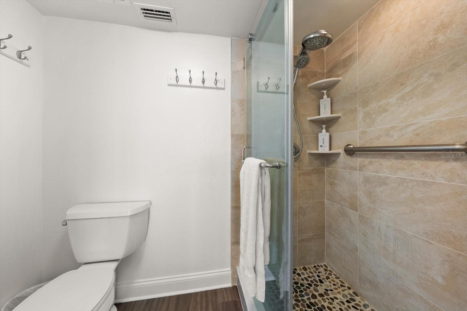 Primary suite bathroom - 2700 BAYSHORE BLVD #11404, DUNEDIN
