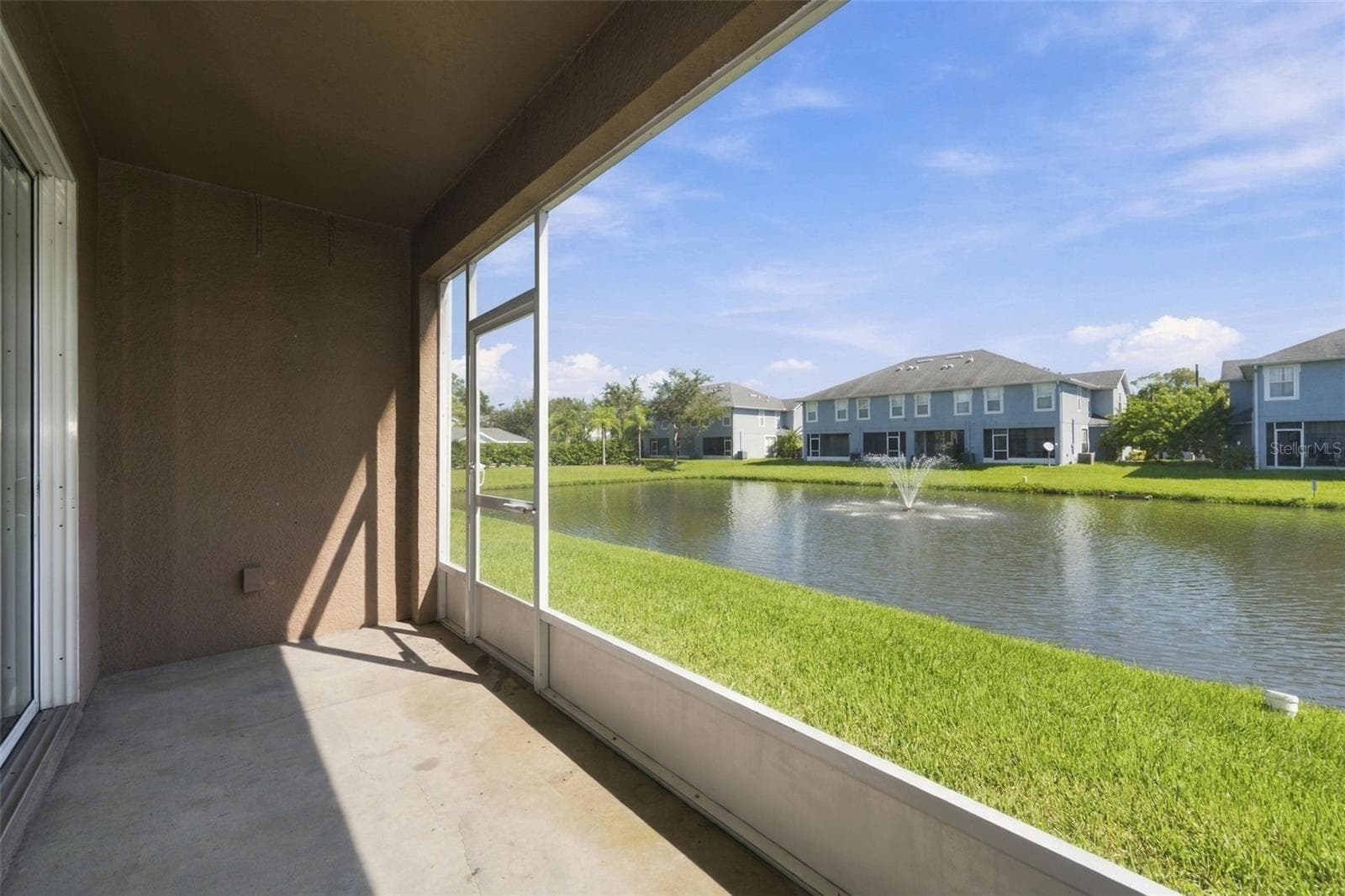 Screened-In Patio - 10313 WILLOW LEAF TRL, TAMPA