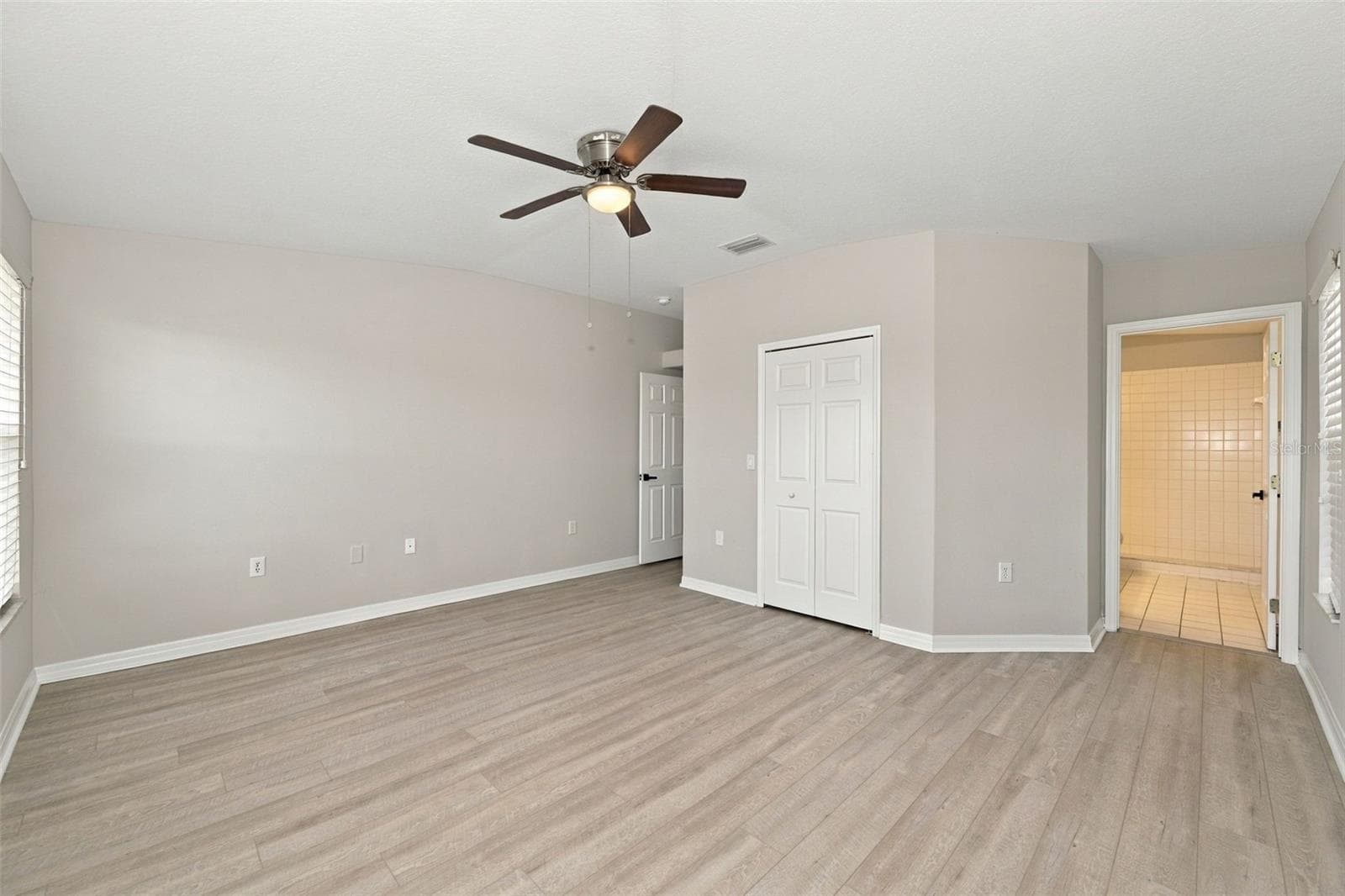 Primary Bedroom - 10313 WILLOW LEAF TRL, TAMPA