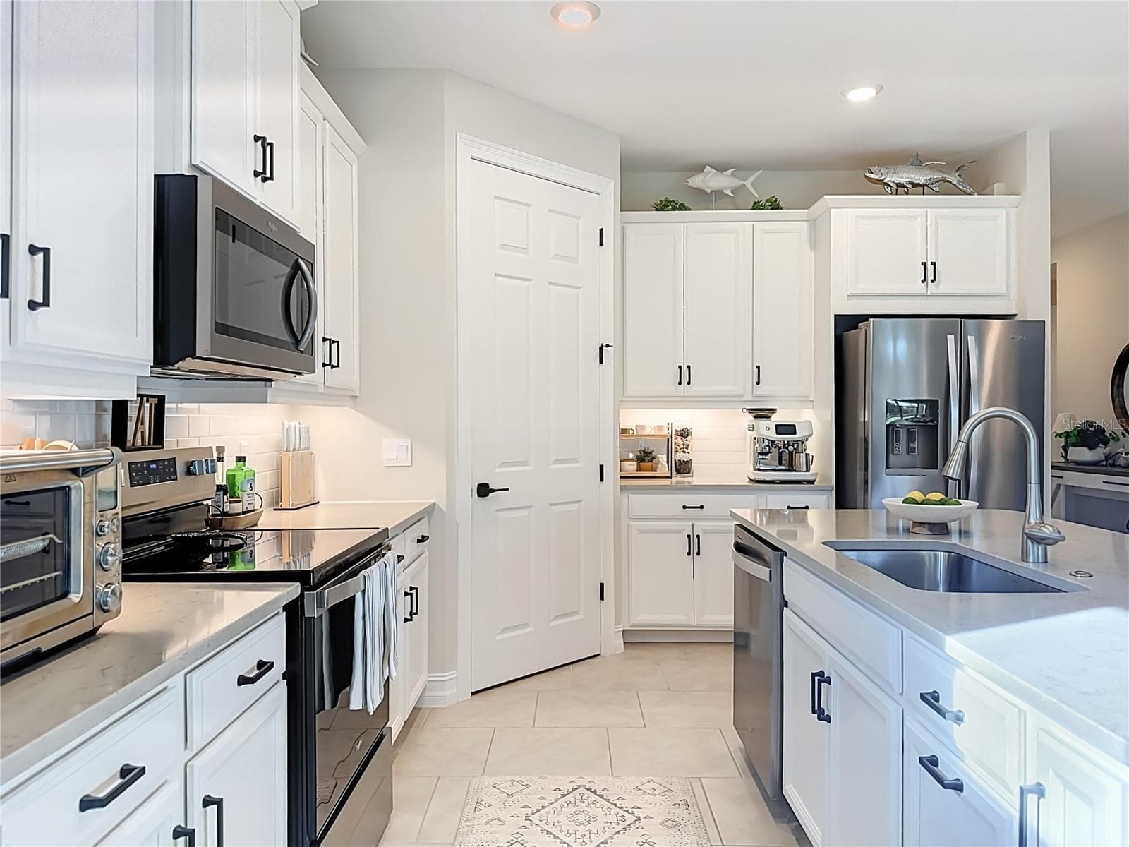 Single Family Residence at 446 IBIZA LOOP, VENICE, photo 11 of 77