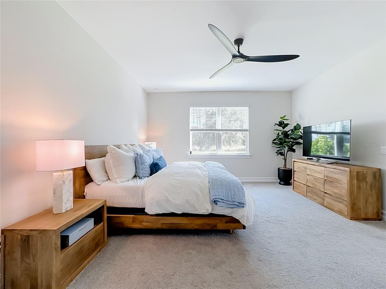 Single Family Residence at 446 IBIZA LOOP, VENICE, photo 24 of 77