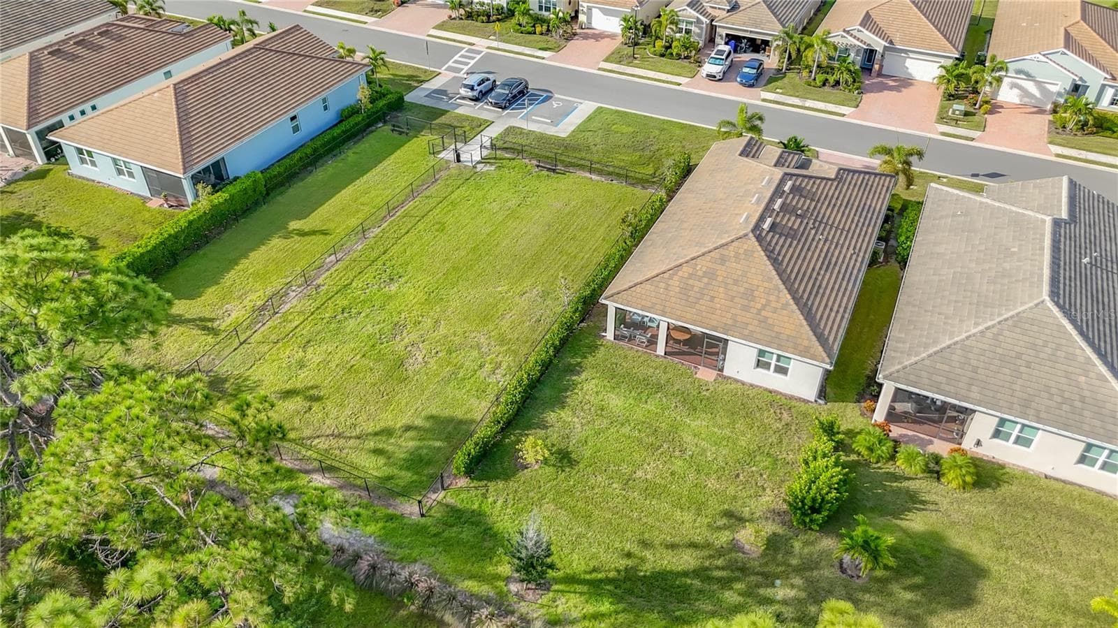Single Family Residence at 446 IBIZA LOOP, VENICE, photo 62 of 77