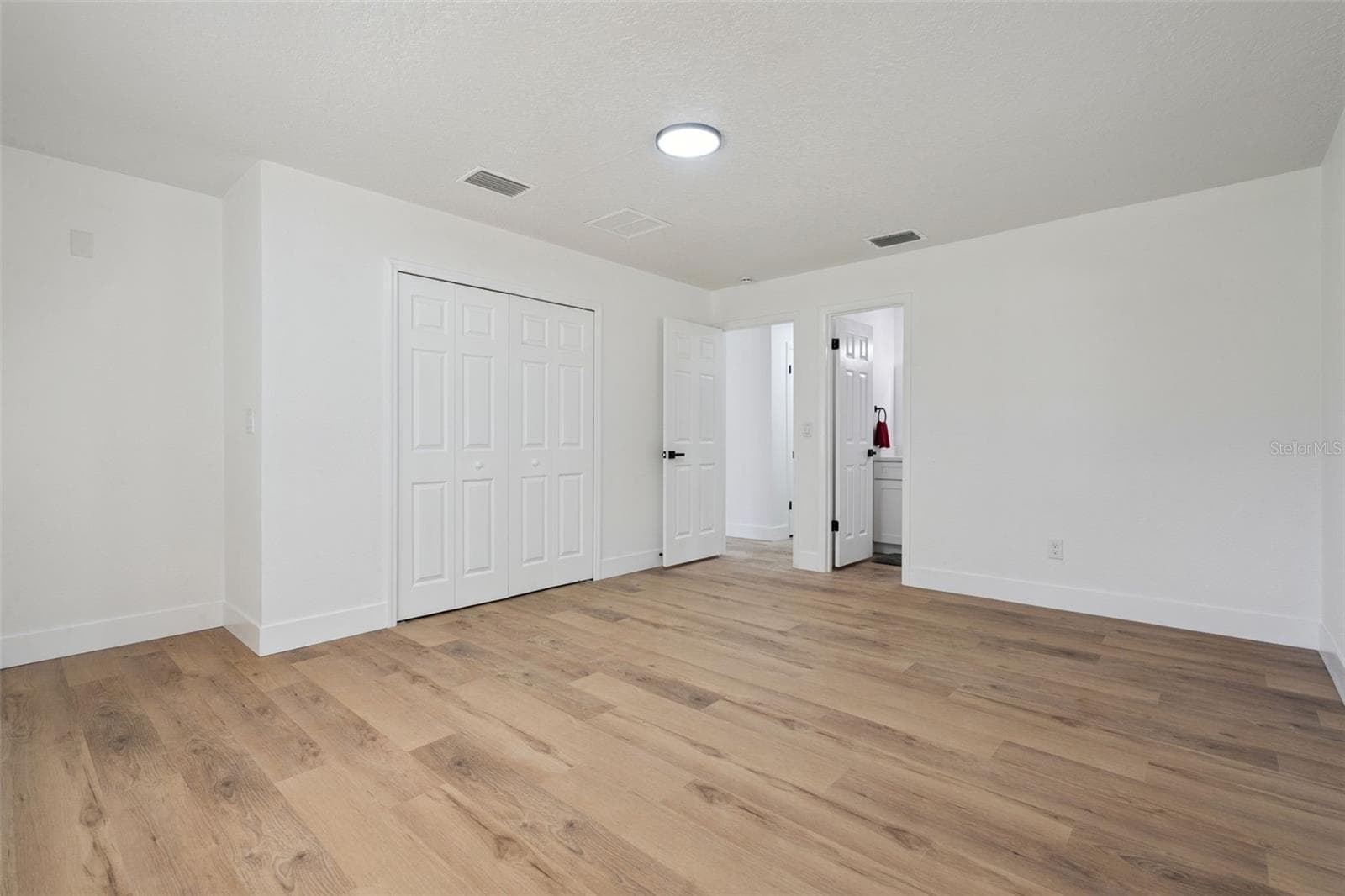 Single Family Residence at 5665 E SHADY ACRES DR, INVERNESS, photo 15 of 27