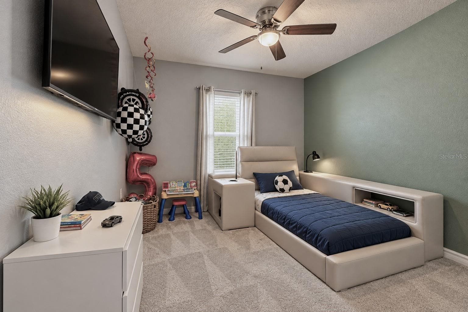 Single Family Residence at 2489 BULRUSH DR, ST CLOUD, photo 9 of 12