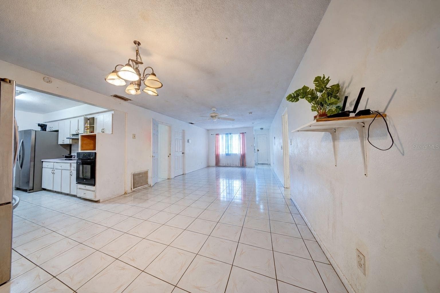Single Family Residence at 4314 DERBYSHIRE LN, ORLANDO, photo 7 of 18