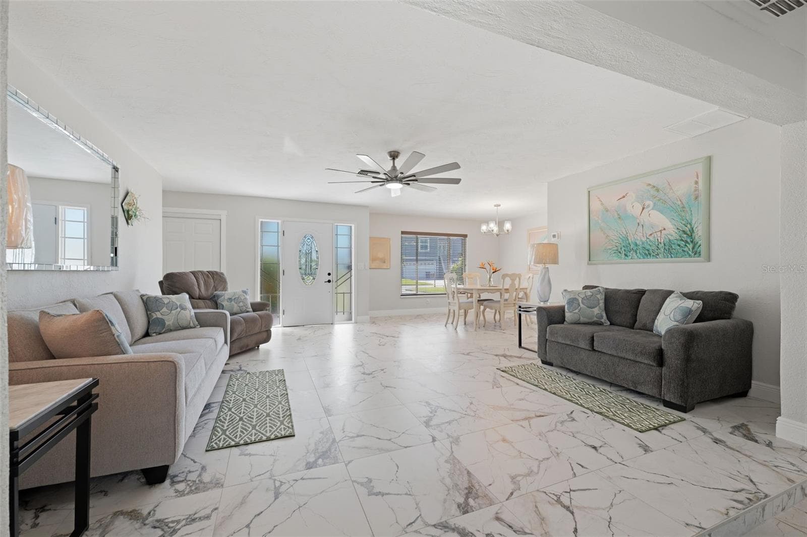 Porcelain tile through out entire home - 5513 BOWLINE BND, NEW PORT RICHEY