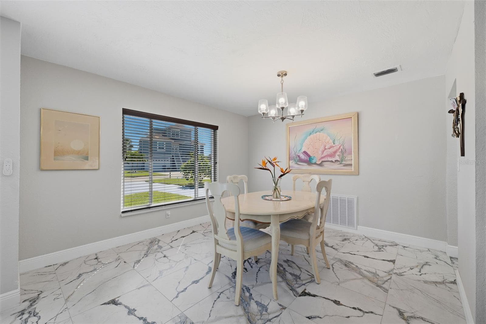 Formal Dining area - Sunrise view. - 5513 BOWLINE BND, NEW PORT RICHEY