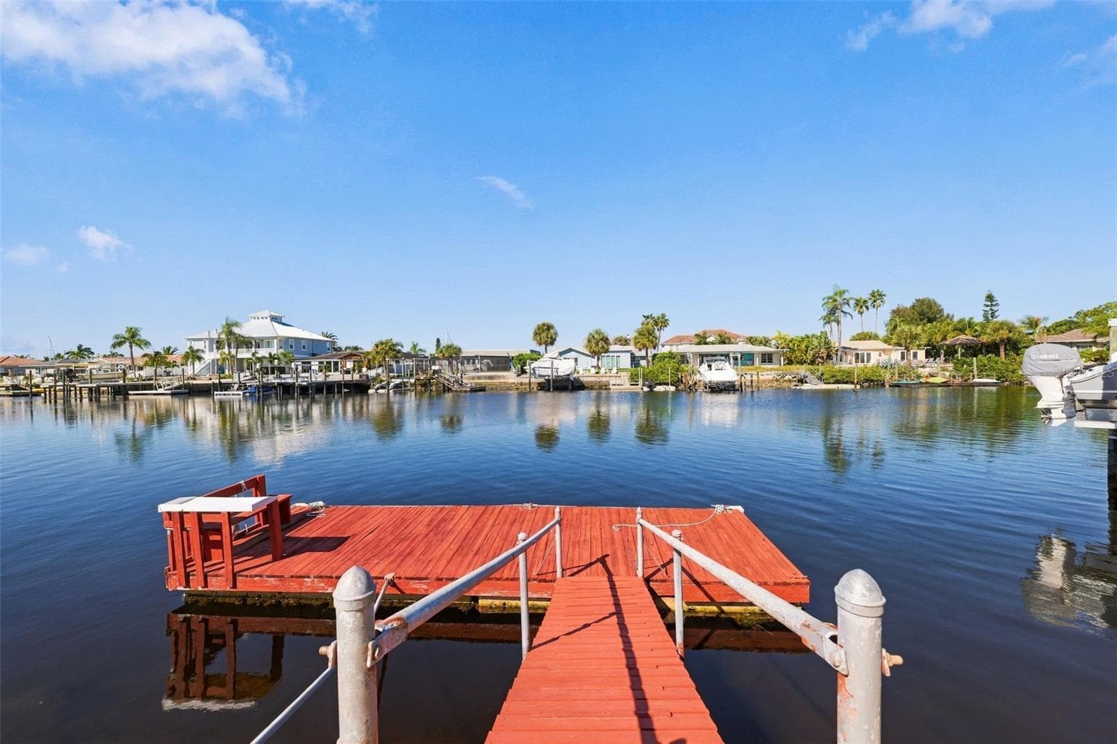 25 x 8 ft. floating dock! - 5513 BOWLINE BND, NEW PORT RICHEY