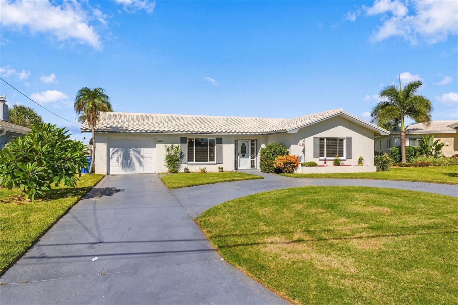 5513 BOWLINE BEND - NEW PORT RICHEY FL 34655 - RARE FIND. CALL AND TOUR TODAY! - 5513 BOWLINE BND, NEW PORT RICHEY