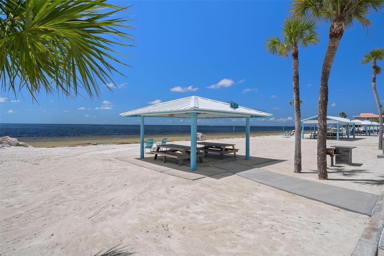 Covered picnic areas, BBQ stations, clean restrooms. - 5513 BOWLINE BND, NEW PORT RICHEY