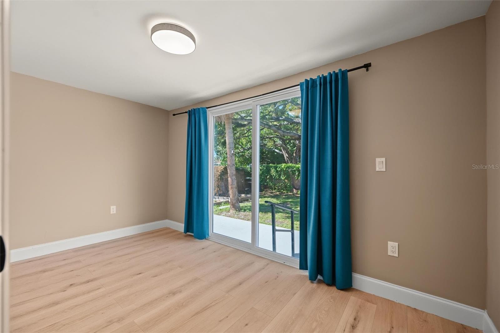 Single Family Residence at 1815 12TH ST S, ST PETERSBURG, photo 31 of 47