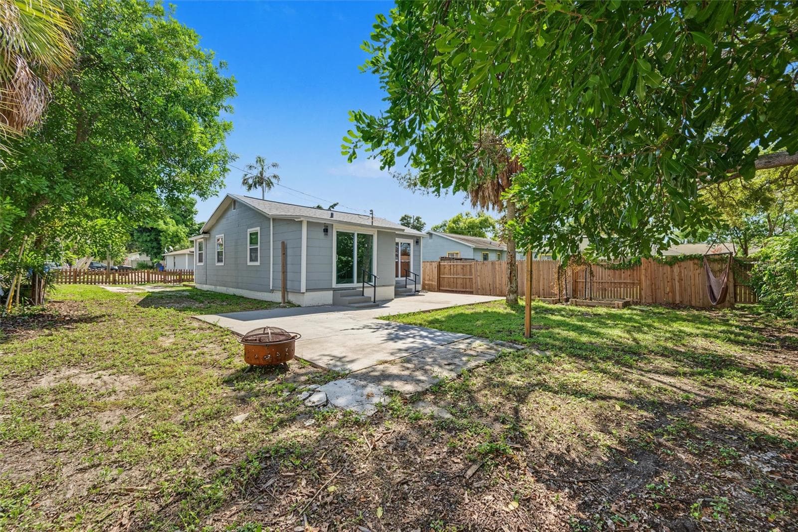 Single Family Residence at 1815 12TH ST S, ST PETERSBURG, photo 37 of 47