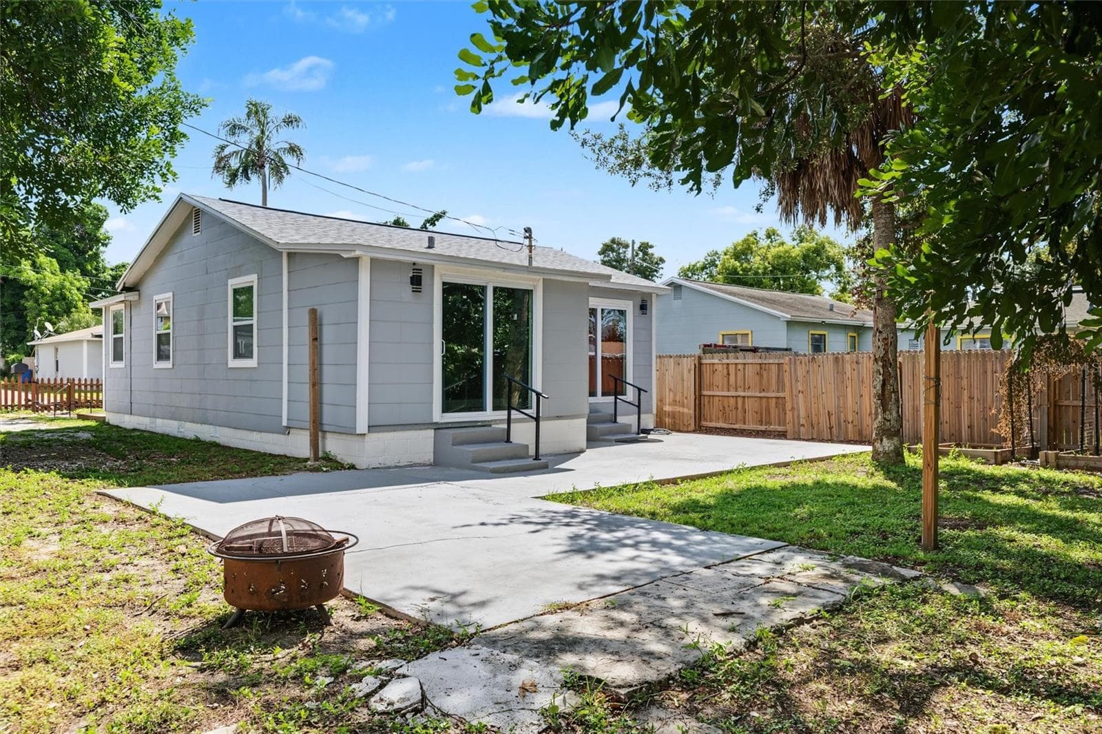 Single Family Residence at 1815 12TH ST S, ST PETERSBURG, photo 38 of 47