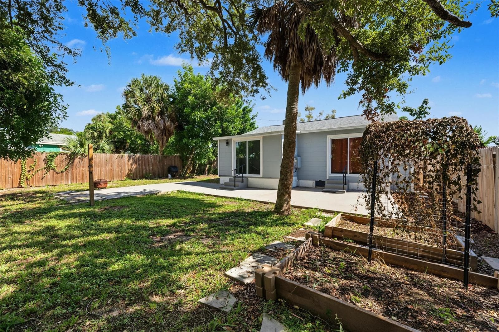 Single Family Residence at 1815 12TH ST S, ST PETERSBURG, photo 42 of 47