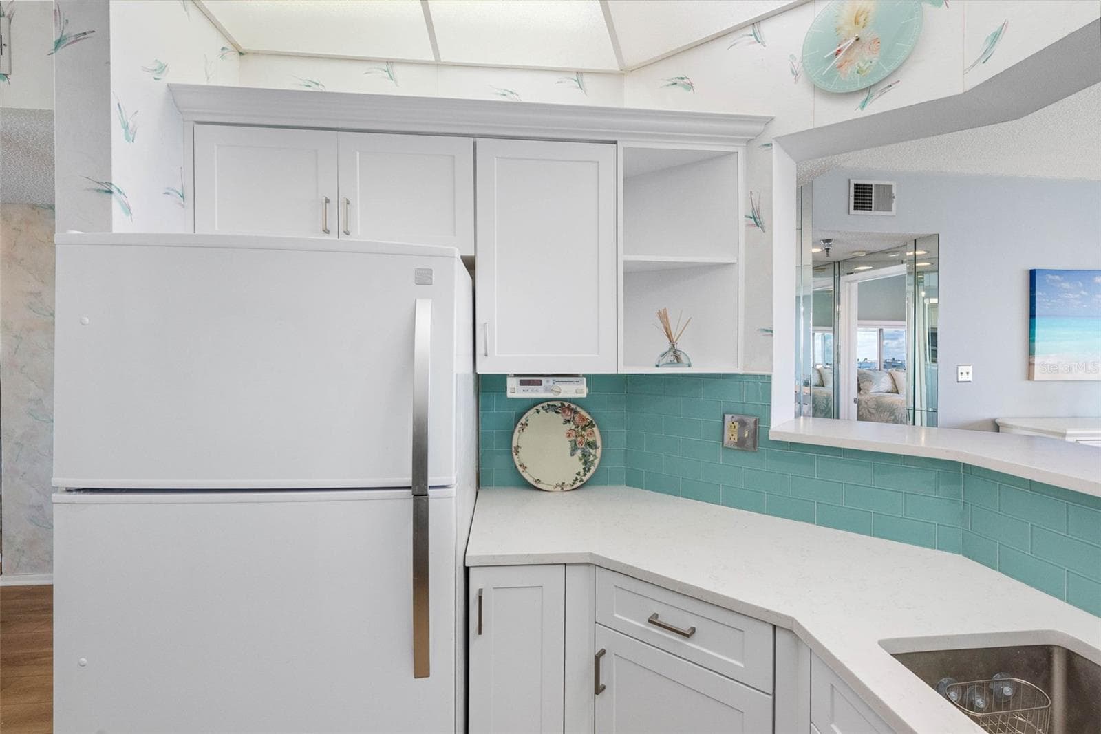 Condominium at 8021 SAILBOAT KEY BLVD S #304, ST PETERSBURG, photo 17 of 86