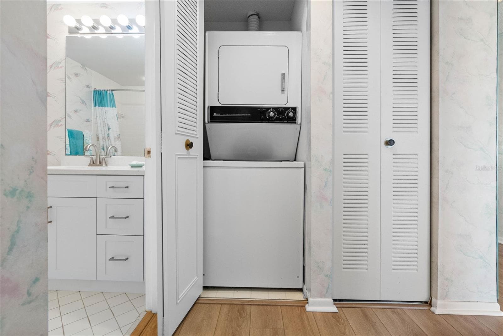 Condominium at 8021 SAILBOAT KEY BLVD S #304, ST PETERSBURG, photo 42 of 86