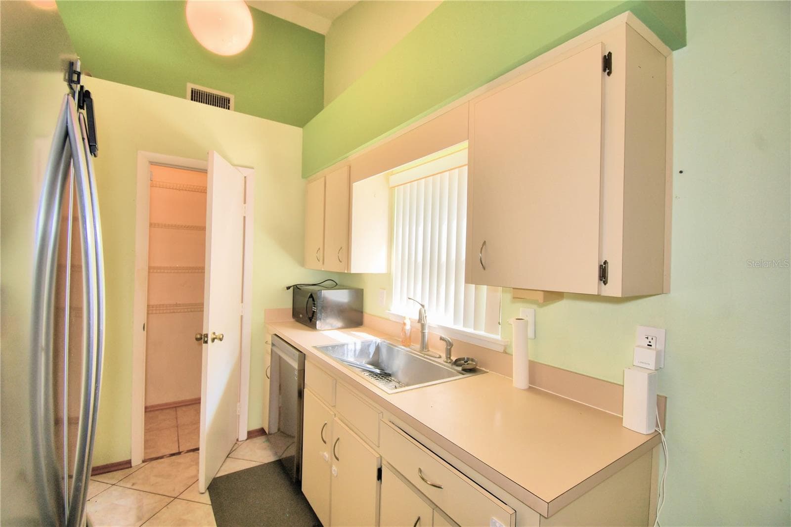 Single Family Residence at 3420 COVE CT E, WINTER HAVEN, photo 17 of 36