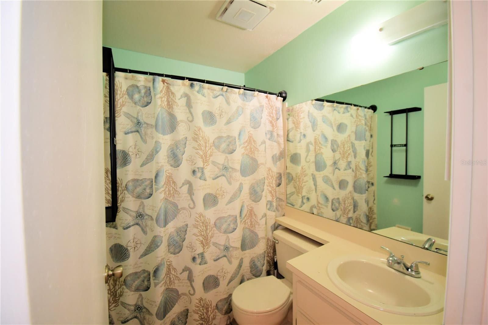 Single Family Residence at 3420 COVE CT E, WINTER HAVEN, photo 26 of 36