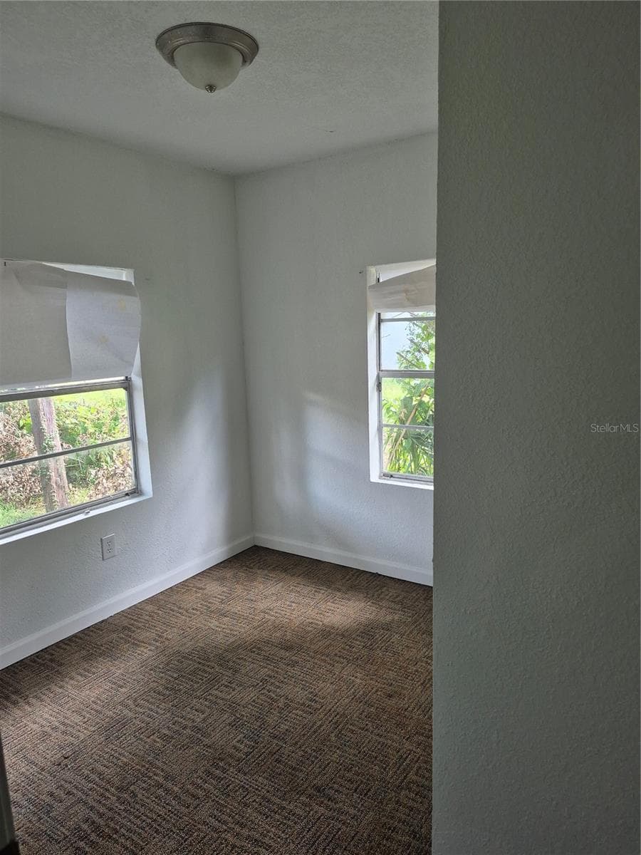 Single Family Residence at 1121 S LOCUST AVE, SANFORD, photo 8 of 8