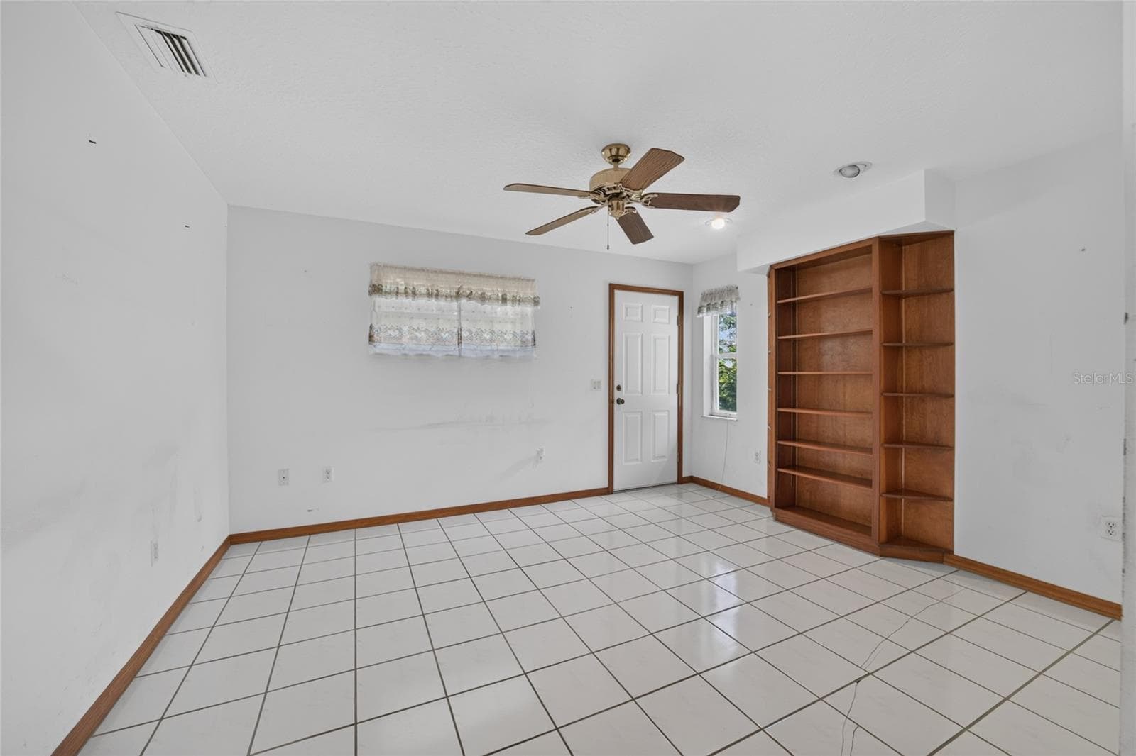 Single Family Residence at 936 MAPLE AVE, INVERNESS, photo 43 of 69