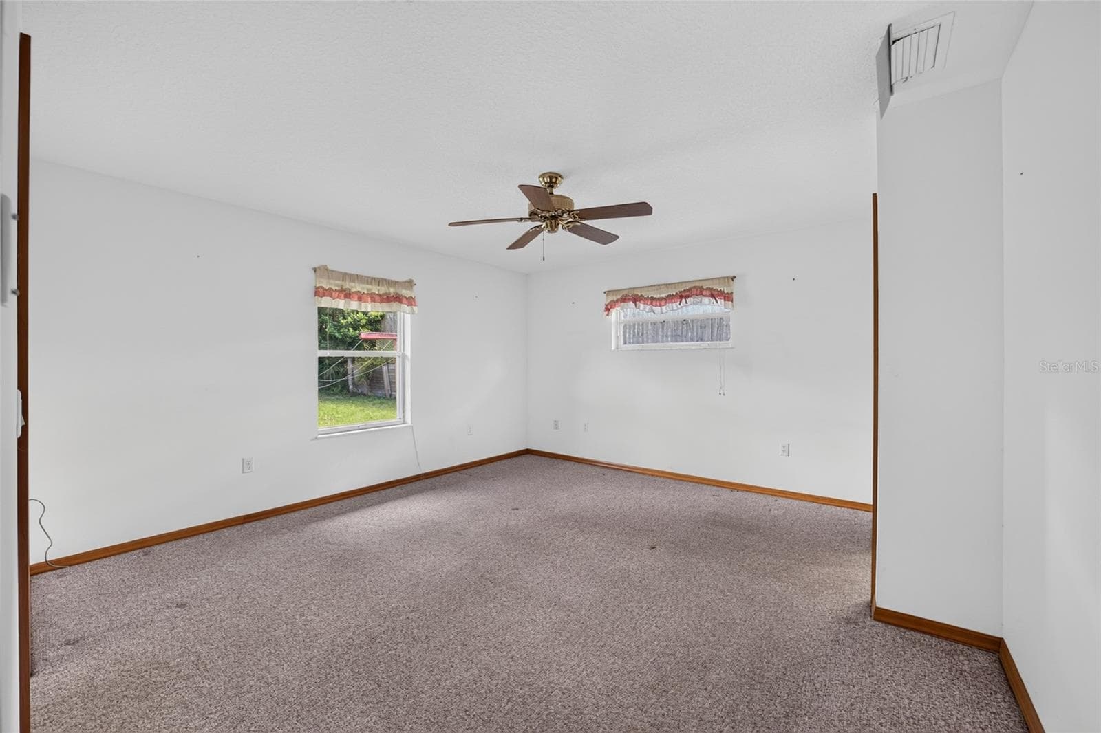 Single Family Residence at 936 MAPLE AVE, INVERNESS, photo 52 of 69