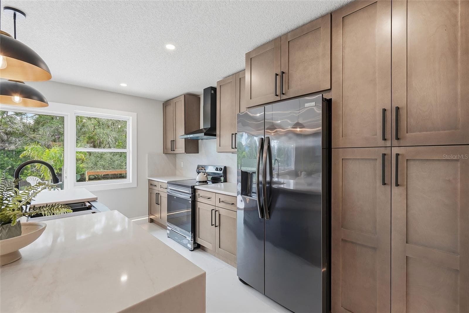 Single Family Residence at 8605 JACKSON SPRINGS RD, TAMPA, photo 6 of 69