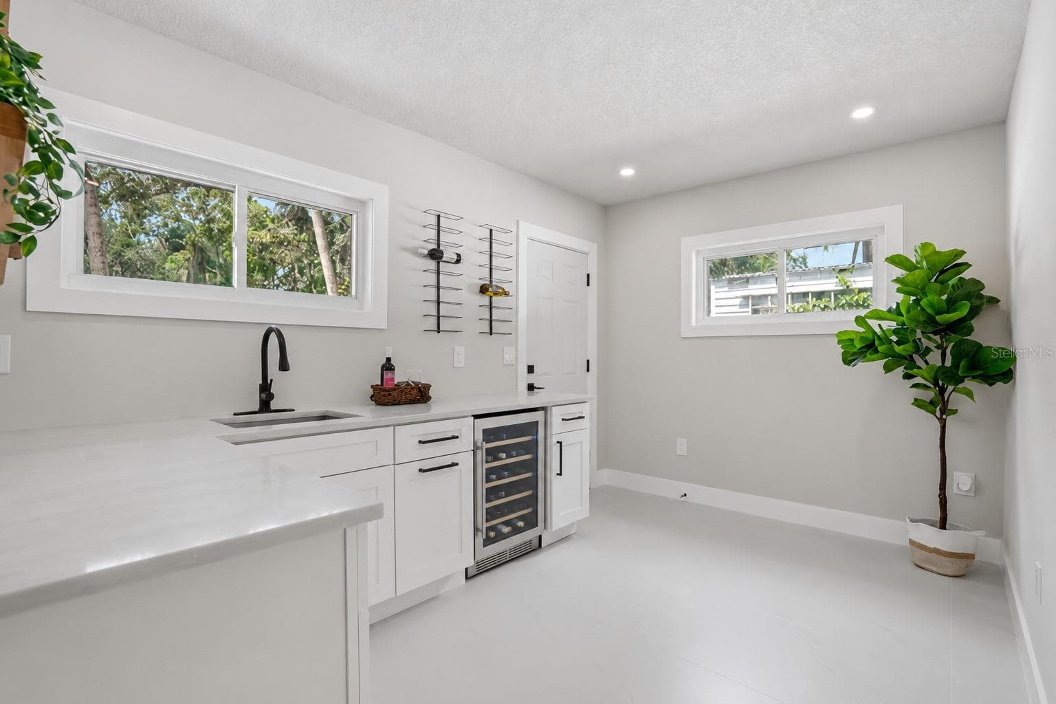 Single Family Residence at 8605 JACKSON SPRINGS RD, TAMPA, photo 34 of 69