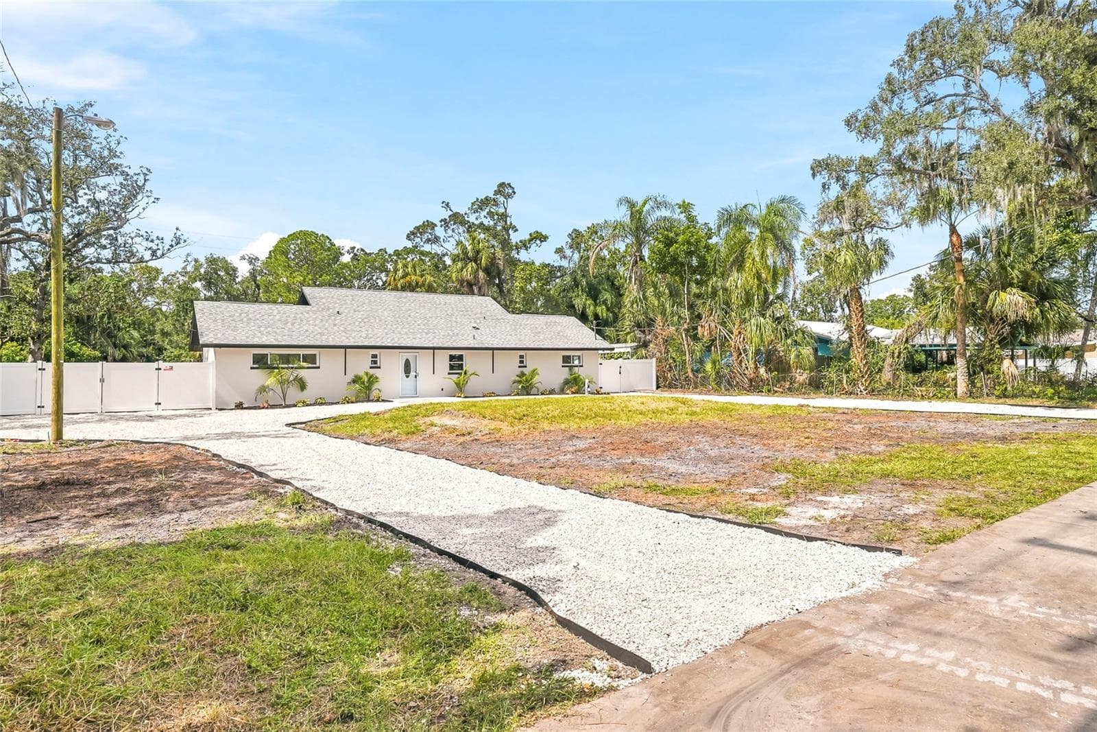 Single Family Residence at 8605 JACKSON SPRINGS RD, TAMPA, photo 38 of 69