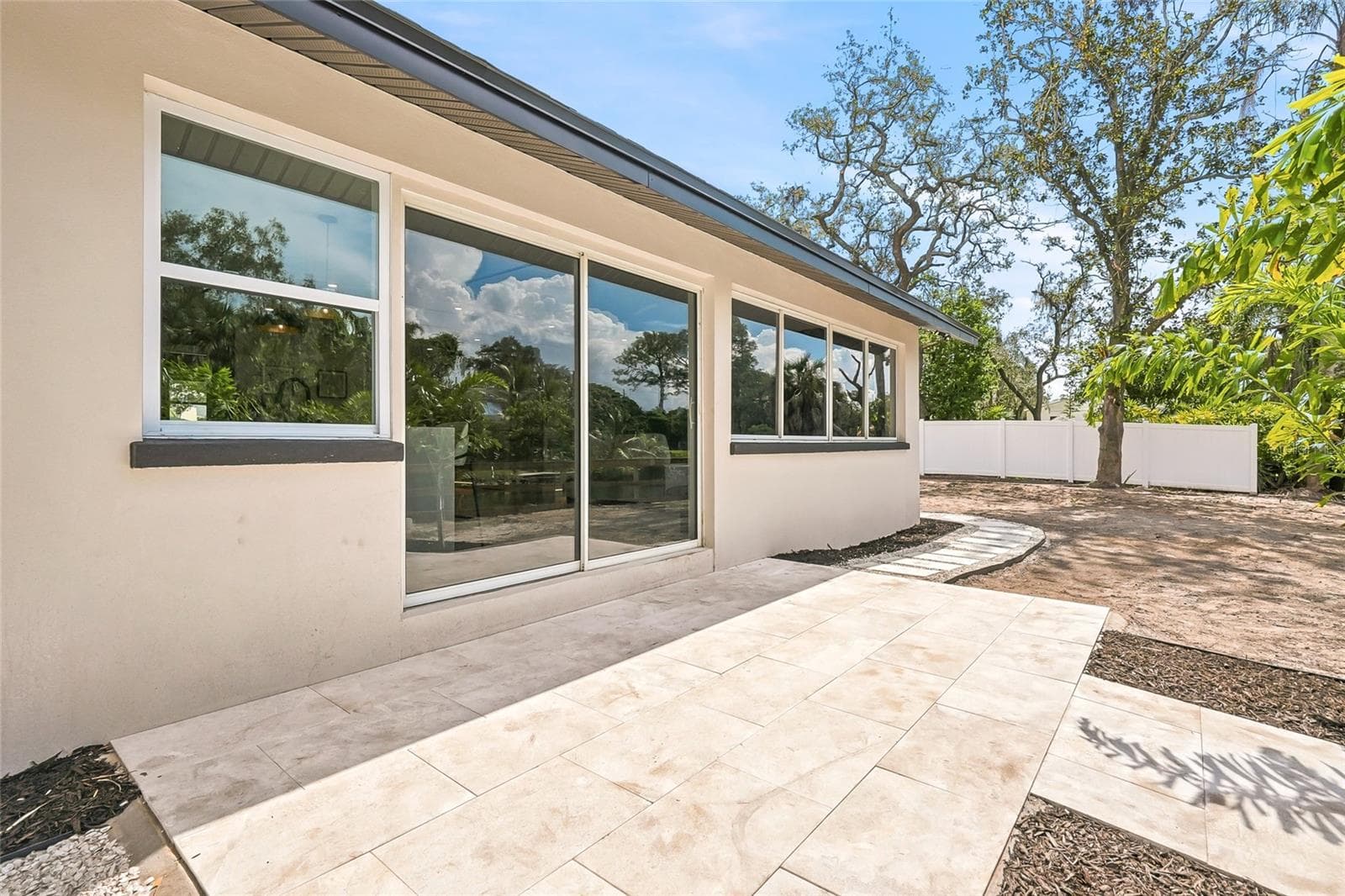 Single Family Residence at 8605 JACKSON SPRINGS RD, TAMPA, photo 41 of 69