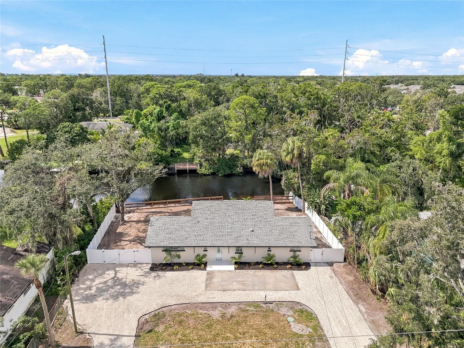 Single Family Residence at 8605 JACKSON SPRINGS RD, TAMPA, photo 52 of 69