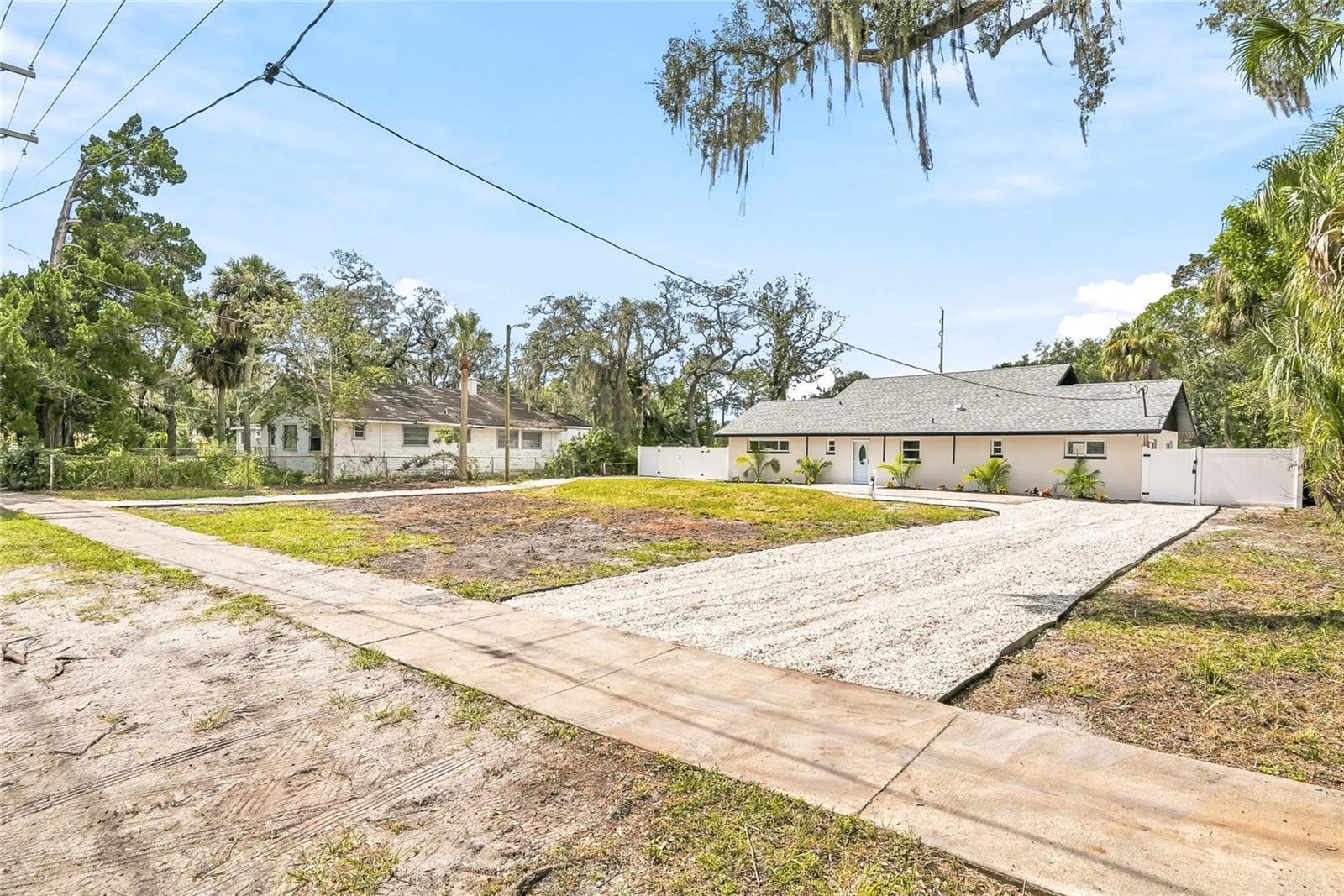 Single Family Residence at 8605 JACKSON SPRINGS RD, TAMPA, photo 59 of 69
