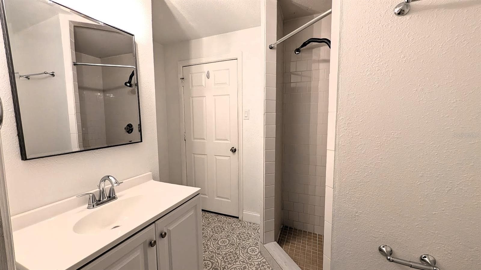 Single Family Residence at 3005 W MARLIN AVE, TAMPA, photo 13 of 22