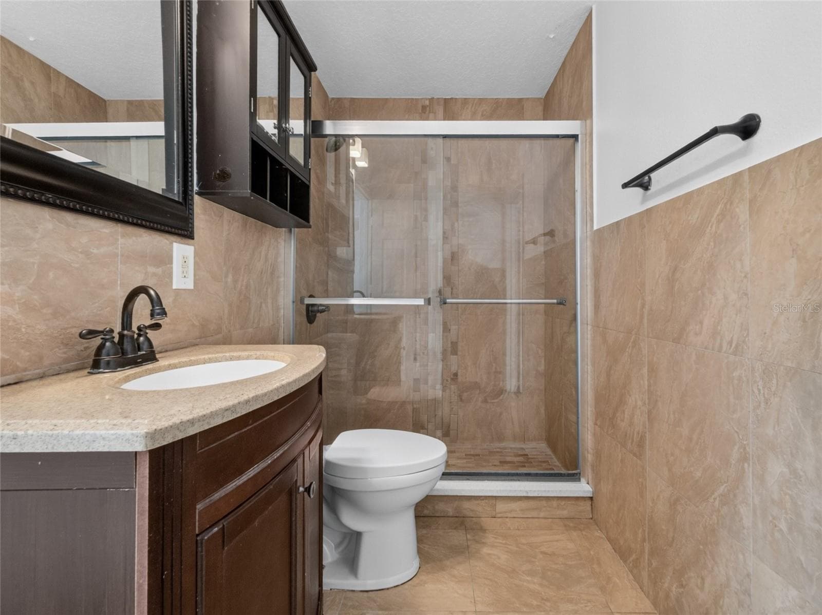 Single Family Residence at 715 CRYSTAL BAY LN, ORLANDO, photo 7 of 32