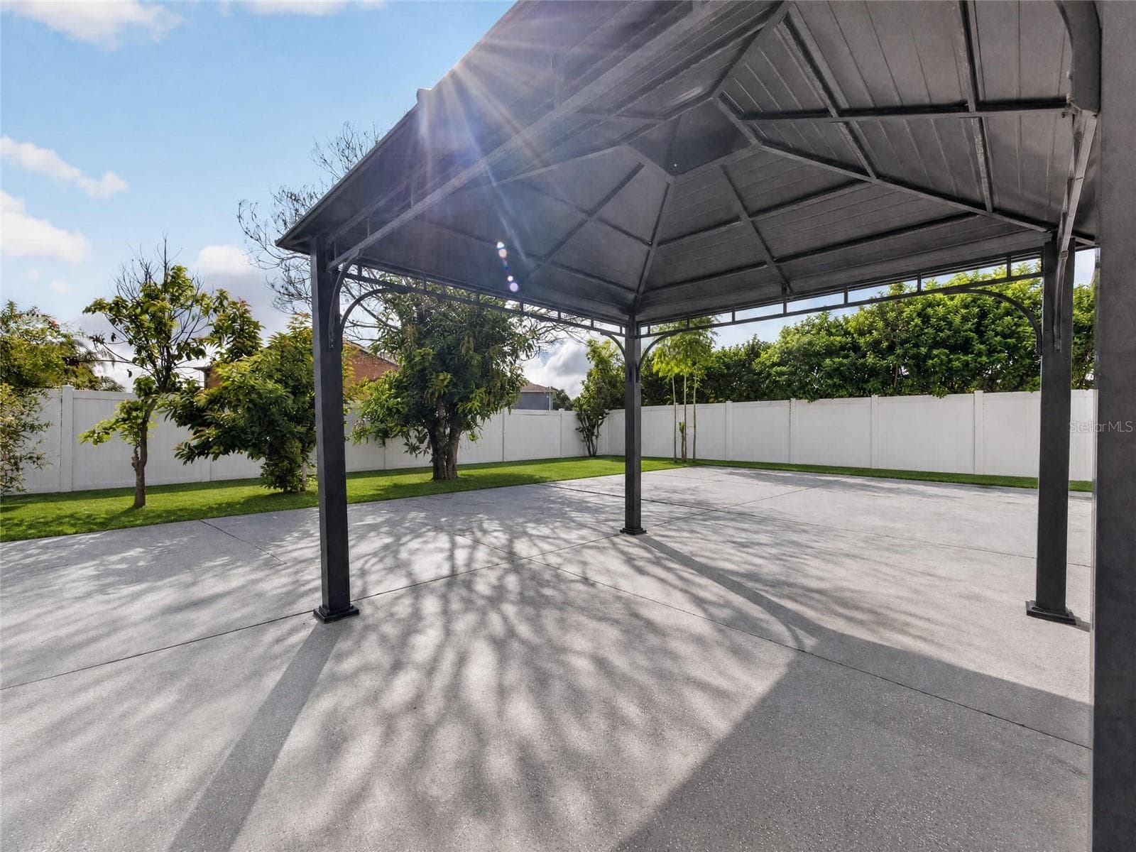 Single Family Residence at 715 CRYSTAL BAY LN, ORLANDO, photo 17 of 32