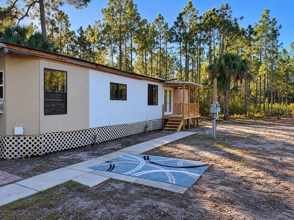 Manufactured Home at 8961 FREEDOM RD, MIMS, photo 11 of 34
