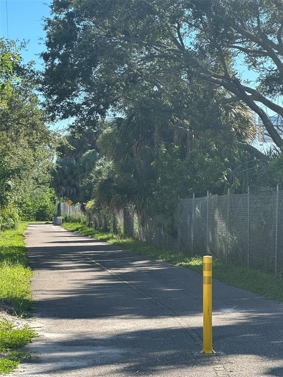 Access to the Pinellas Trail system - 6072 MOORINGS DR S, ST PETERSBURG