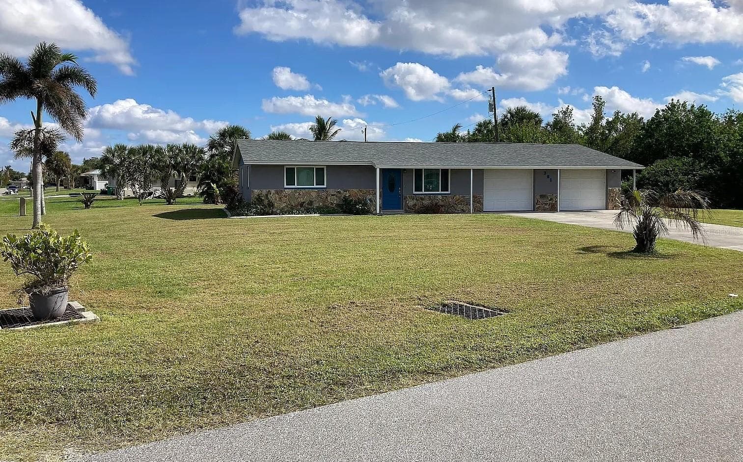 Front of 361 East Tarpon Blvd NW - 361 E TARPON BLVD NW, PORT CHARLOTTE