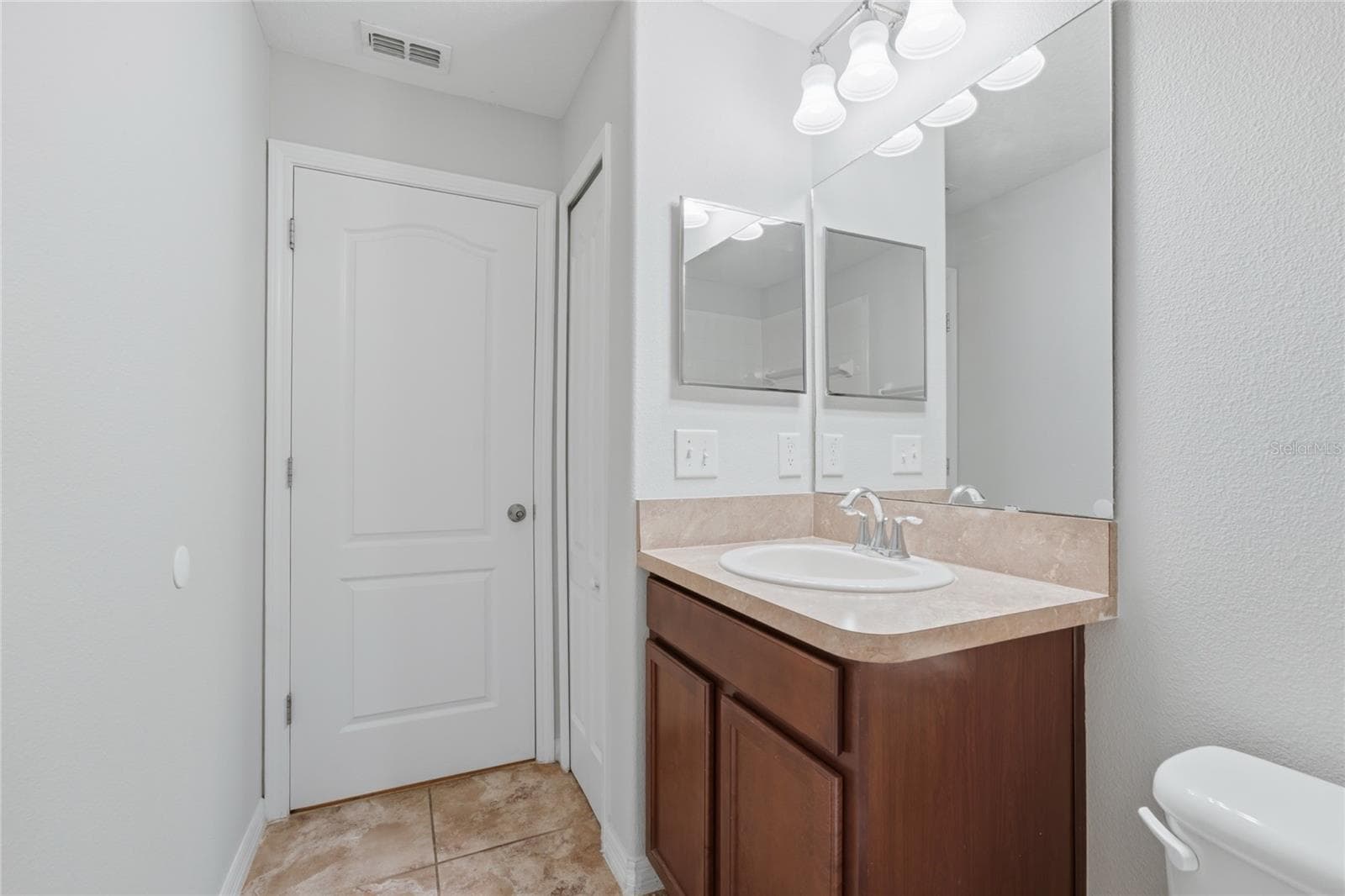 Townhouse at 434 CARINA CIR, SANFORD, photo 22 of 25