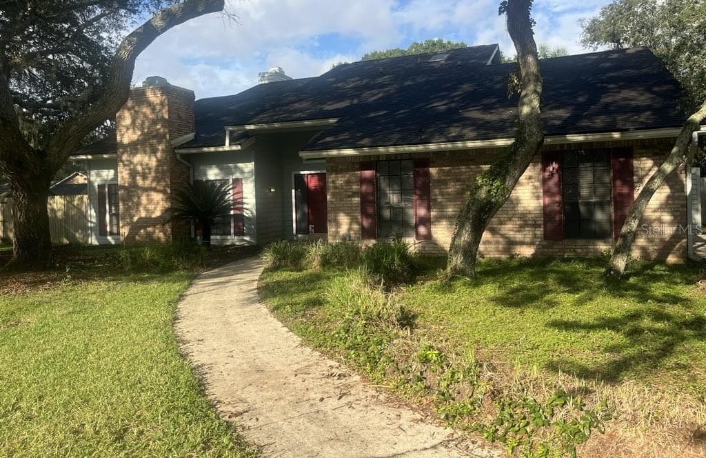 702 KEENELAND PIKE