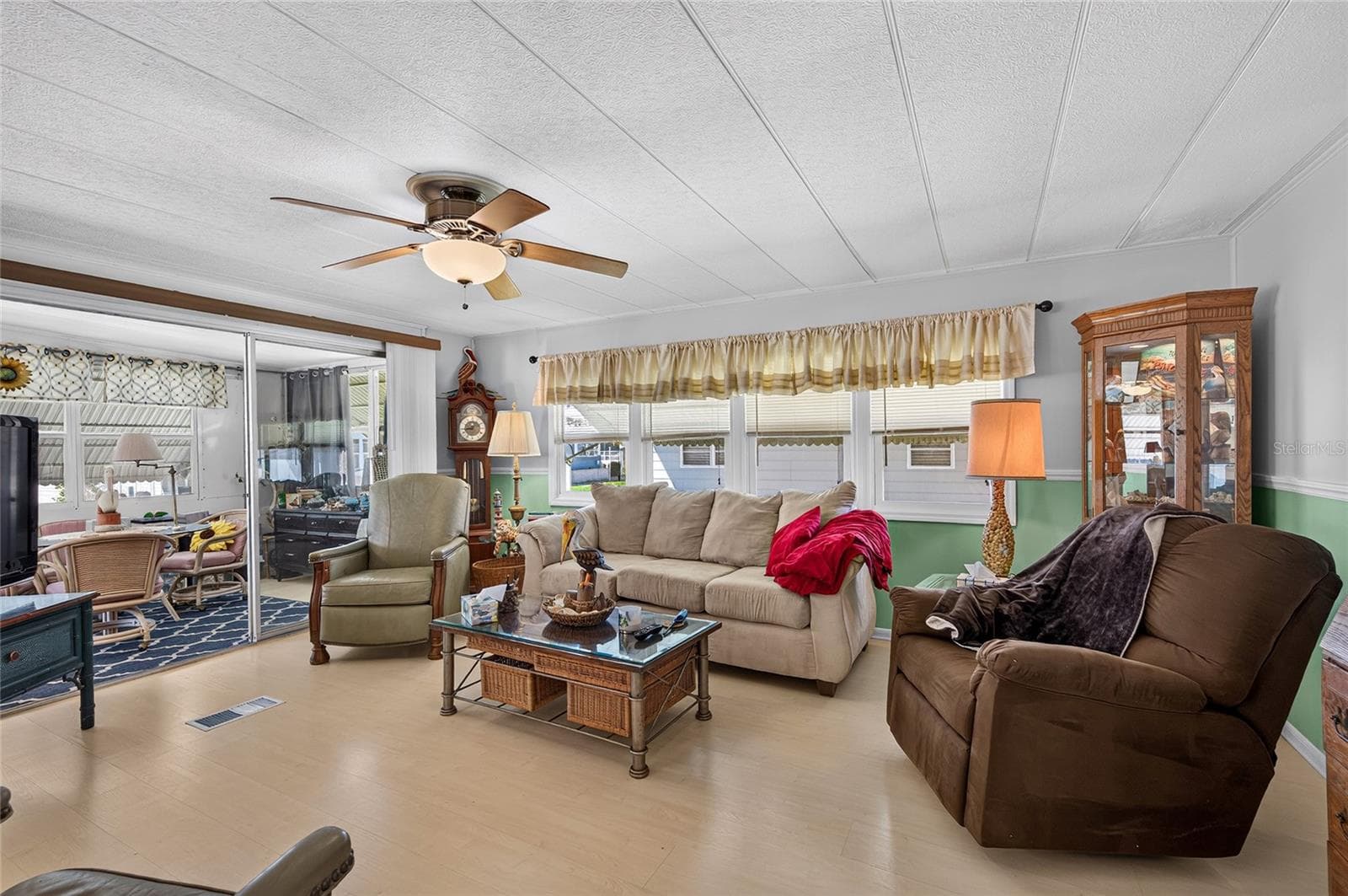 Mobile Home at 213 MANTUA DR, VENICE, photo 22 of 75