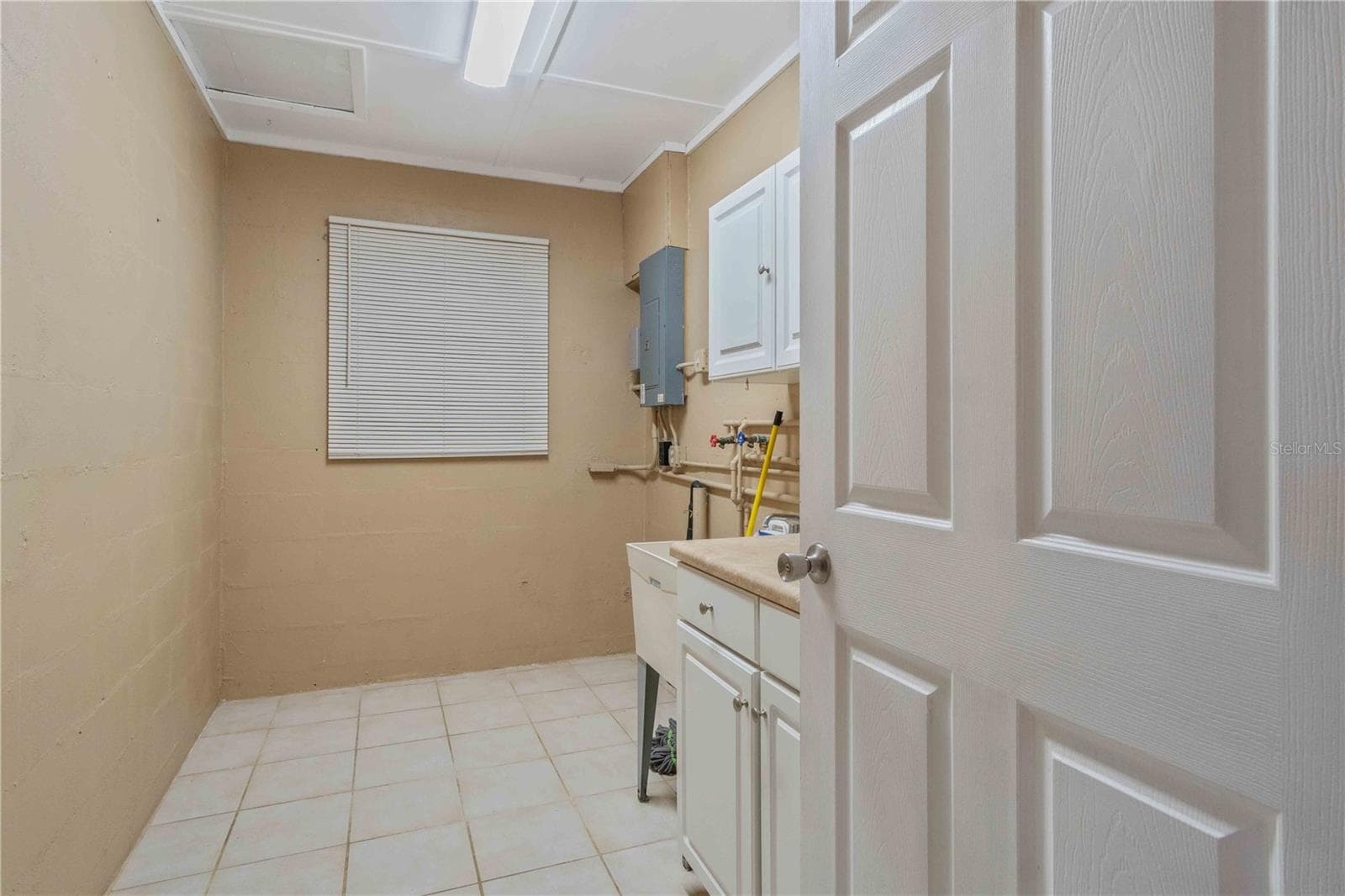 Laundry room - 11144 3RD AVE, PUNTA GORDA
